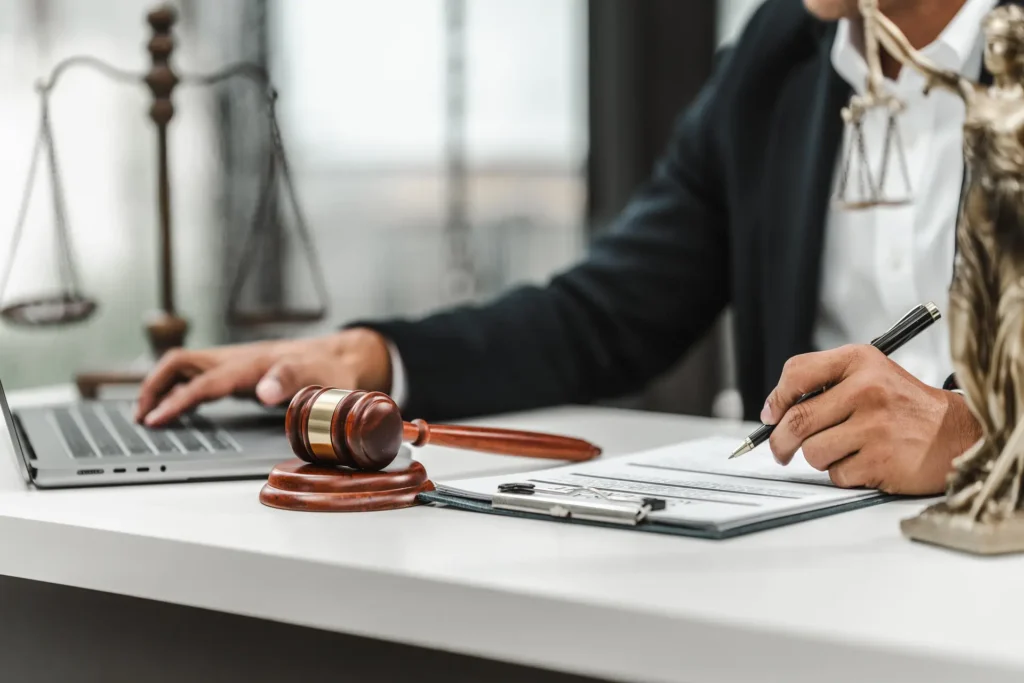 hire personal injury lawyer